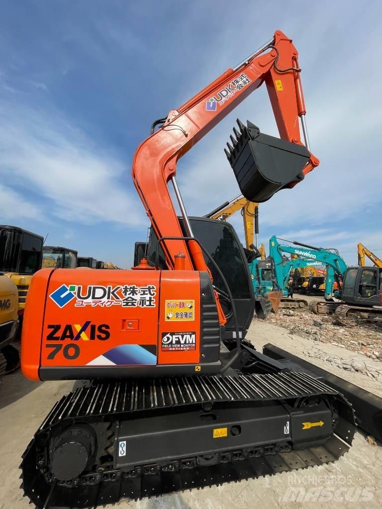 Hitachi 70 Minibagger < 7t