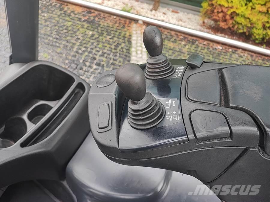 Linde E16-02 Elektro Stapler