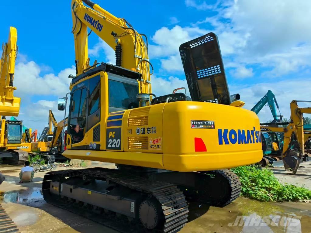 Komatsu PC 220-8 Raupenbagger