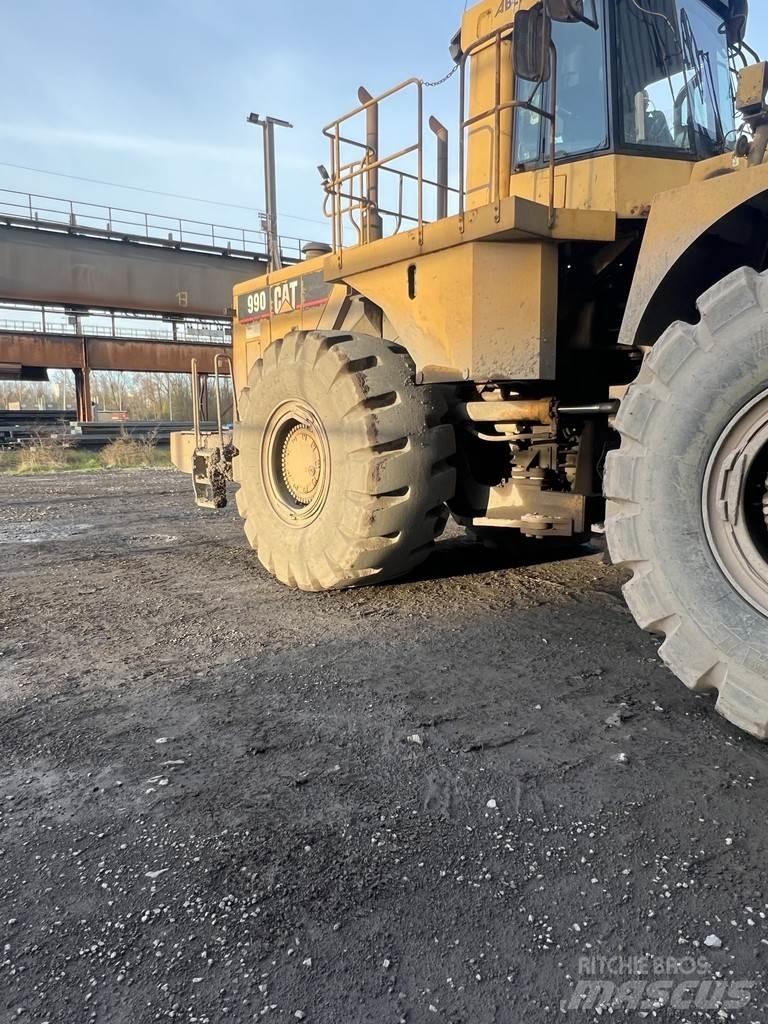 CAT 990 Radlader