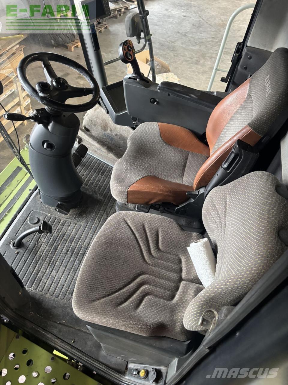 CLAAS lexion 520 Mähdrescher