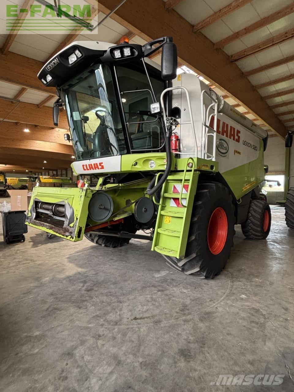 CLAAS lexion 520 Mähdrescher