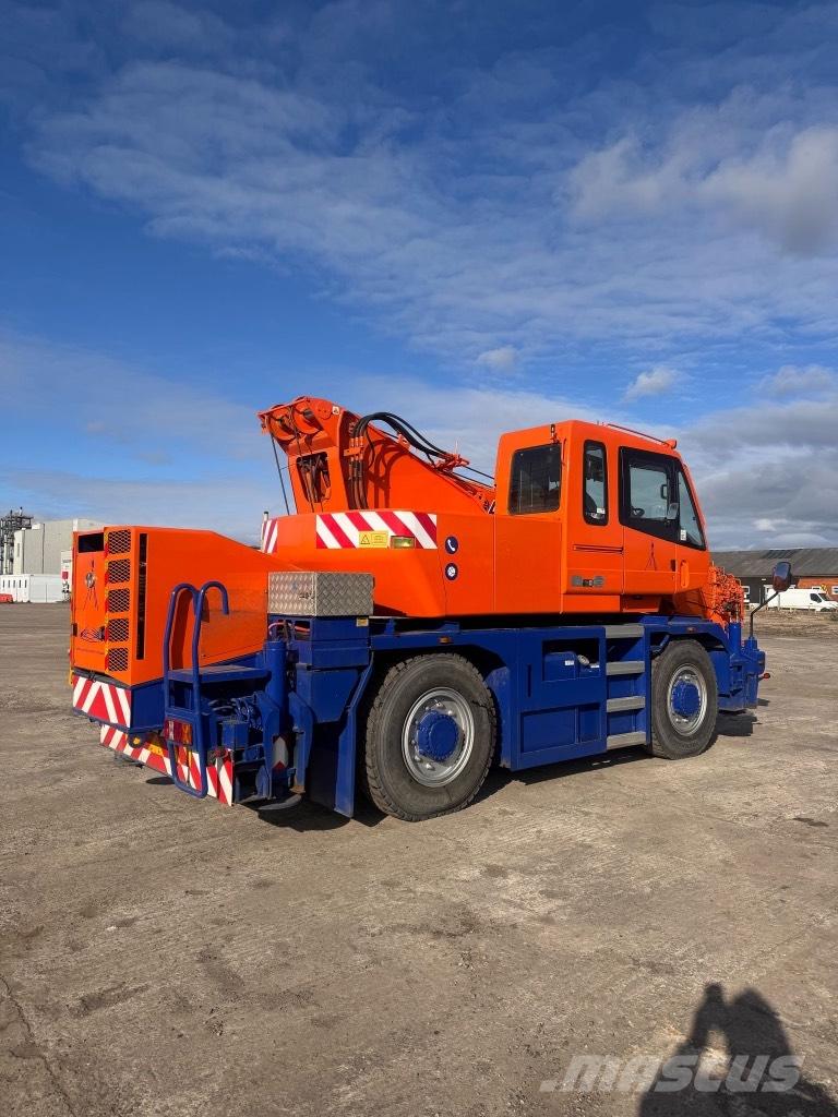 Kato CR 200 Ri All-Terrain-Krane