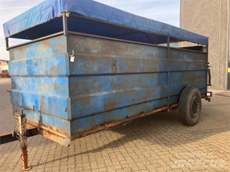  - - - 8M KREATURVOGN Weitere Anhänger