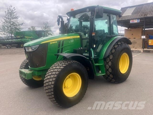 John Deere 5085M Traktoren