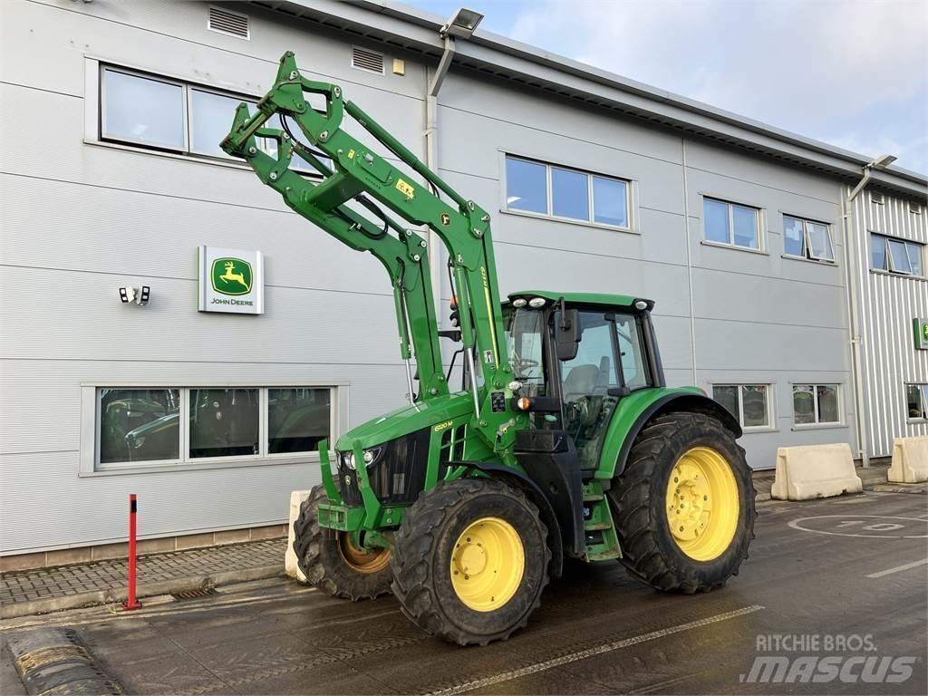 John Deere 6120M Traktoren