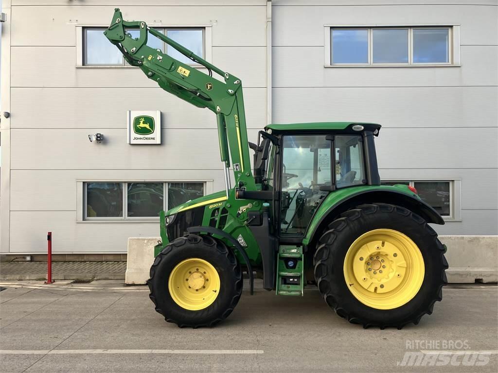 John Deere 6120M Traktoren