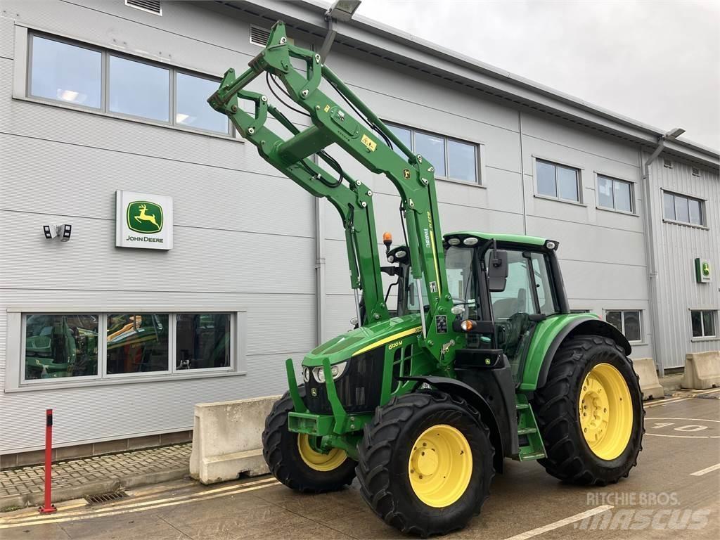 John Deere 6120M Traktoren
