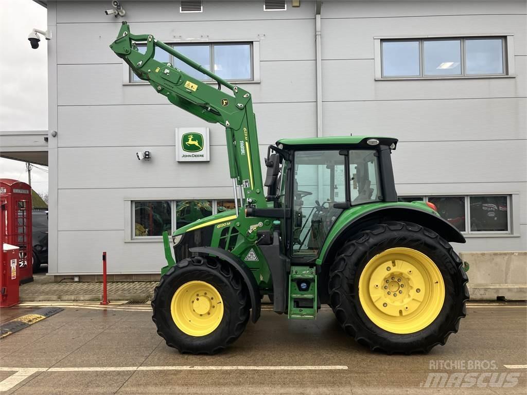 John Deere 6120M Traktoren