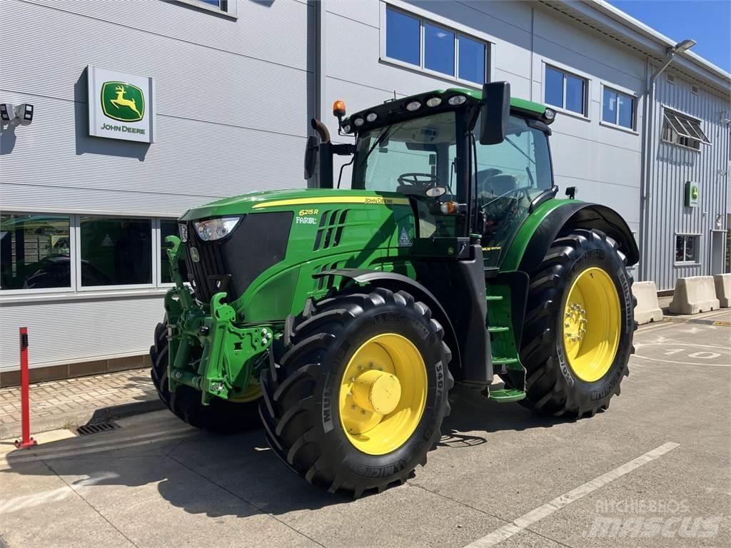 John Deere 6215R Traktoren