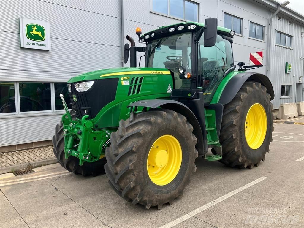 John Deere 6215R Traktoren