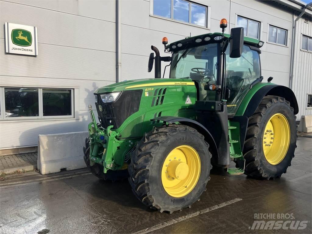 John Deere 6215R Traktoren