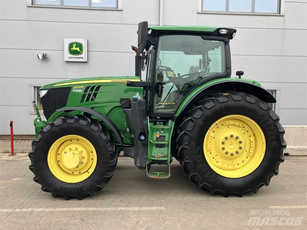 John Deere 6215R Traktoren