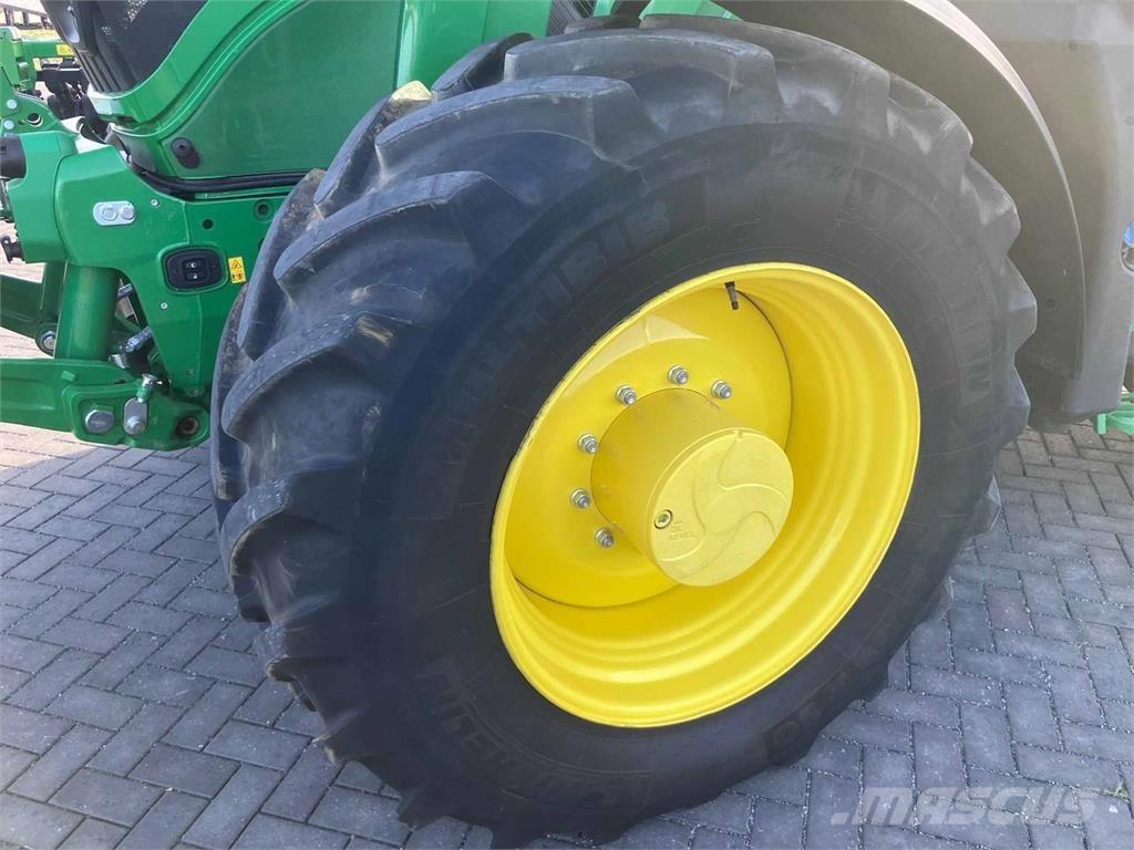 John Deere 6R 155 Traktoren