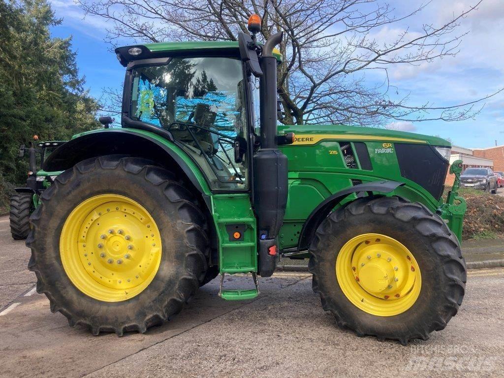 John Deere 6R 215 Traktoren