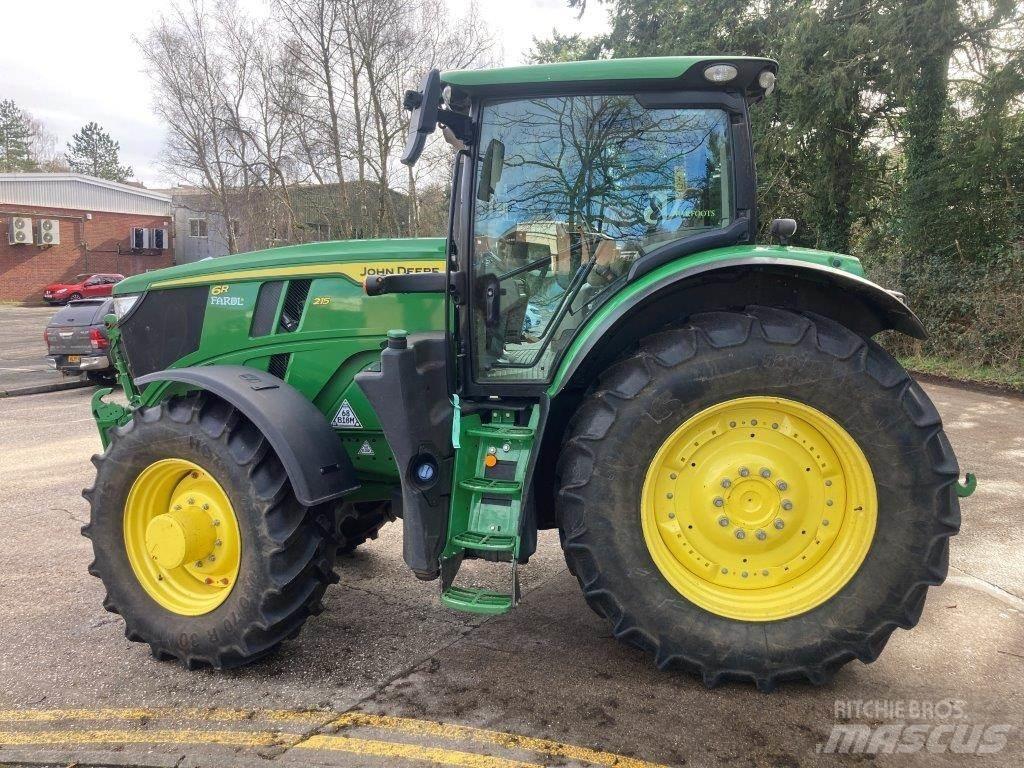 John Deere 6R 215 Traktoren