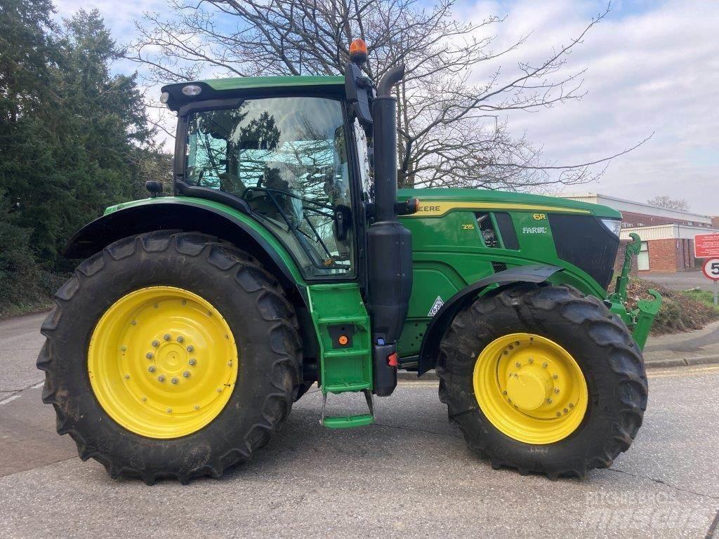 John Deere 6R 215 Traktoren