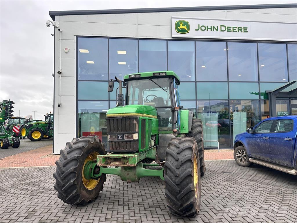 John Deere 7700 Traktoren