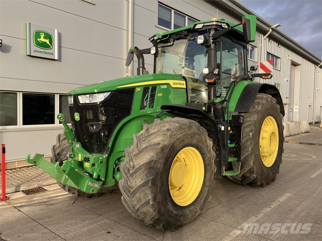 John Deere 7R 330 Traktoren
