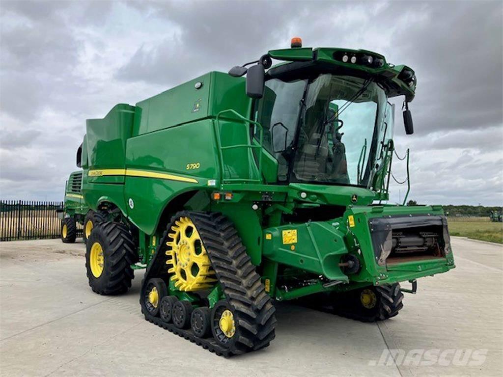 John Deere S790 Mähdrescher