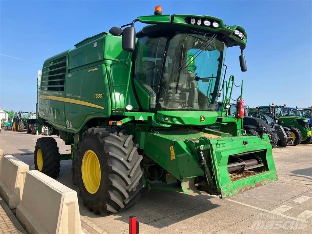 John Deere T560i HM Mähdrescher