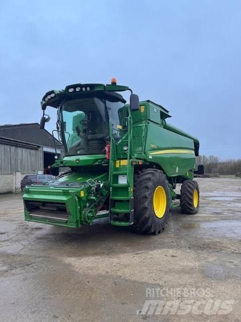 John Deere T670 Mähdrescher