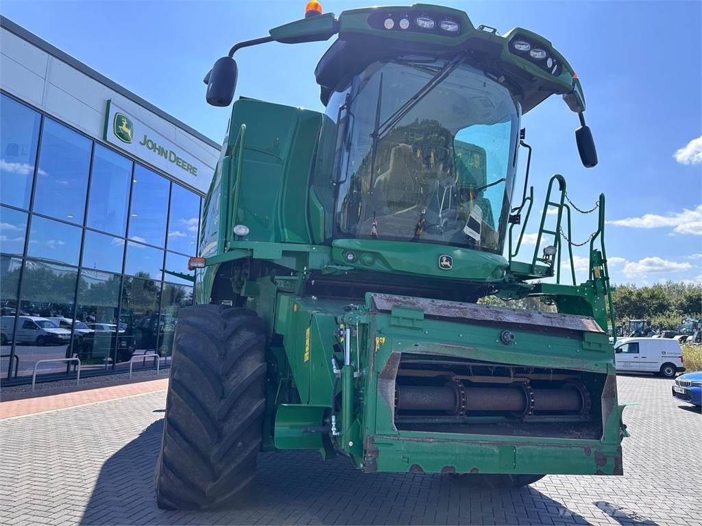 John Deere T670i HM Mähdrescher