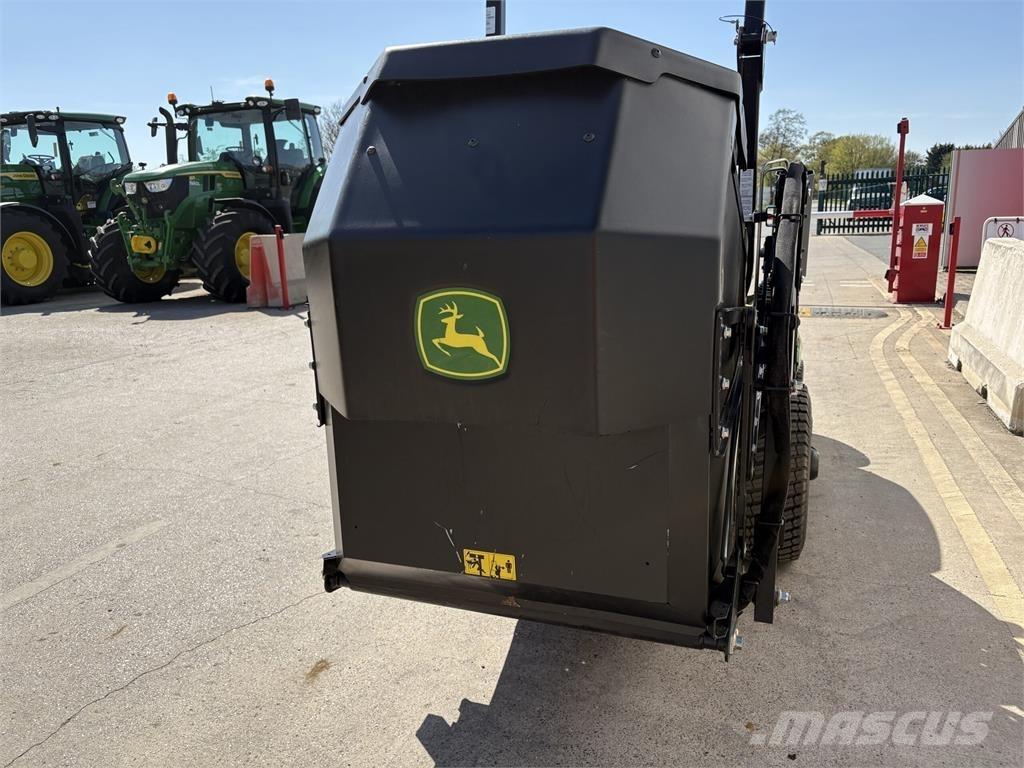 John Deere X950R Reitermäher