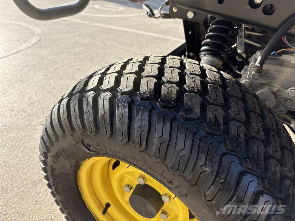 John Deere XUV855M Arbeitsfahrzeuge