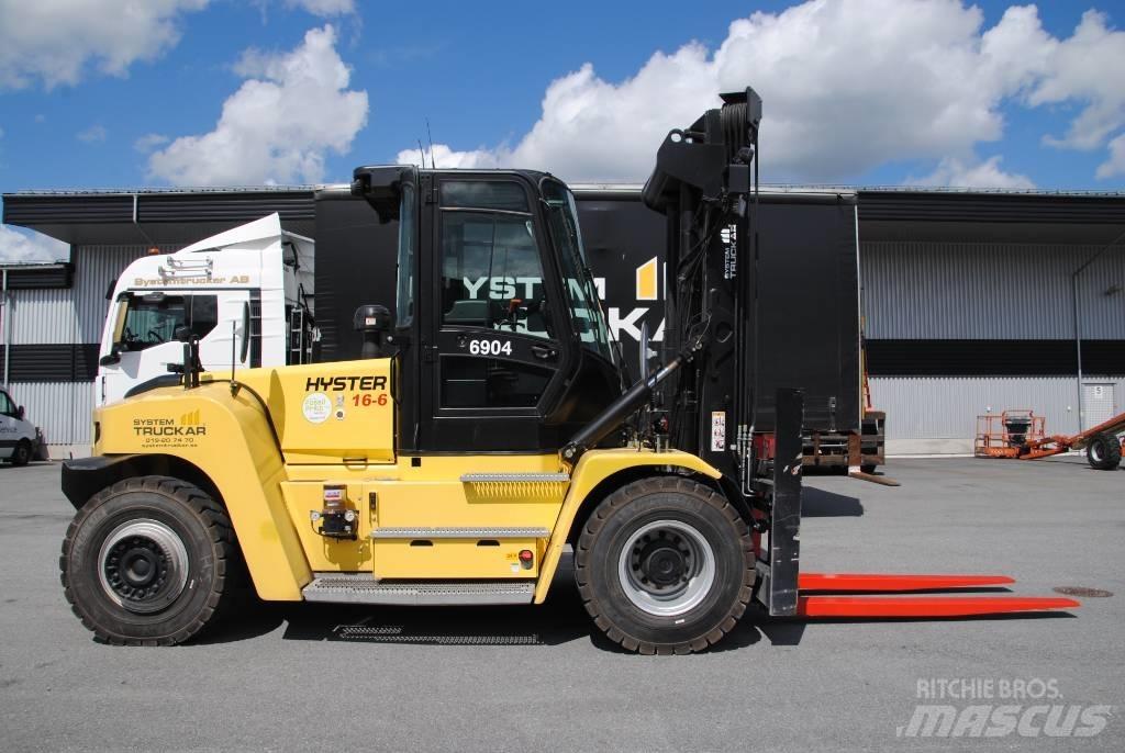 Hyster H16XM6 Diesel Stapler