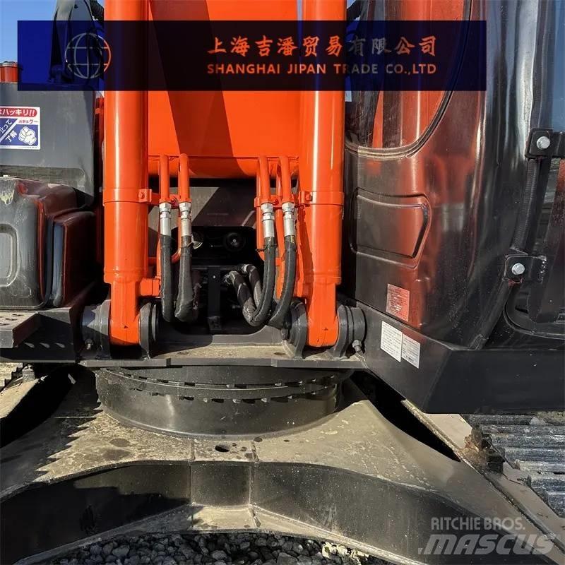 Hitachi ZX 200 Raupenbagger