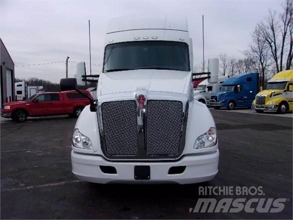 Kenworth T680 Sattelzugmaschinen