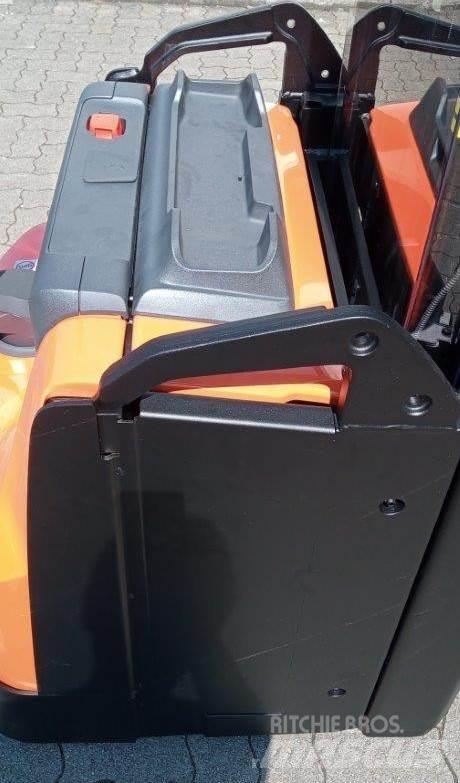 Toyota SWE160L Deichselstapler