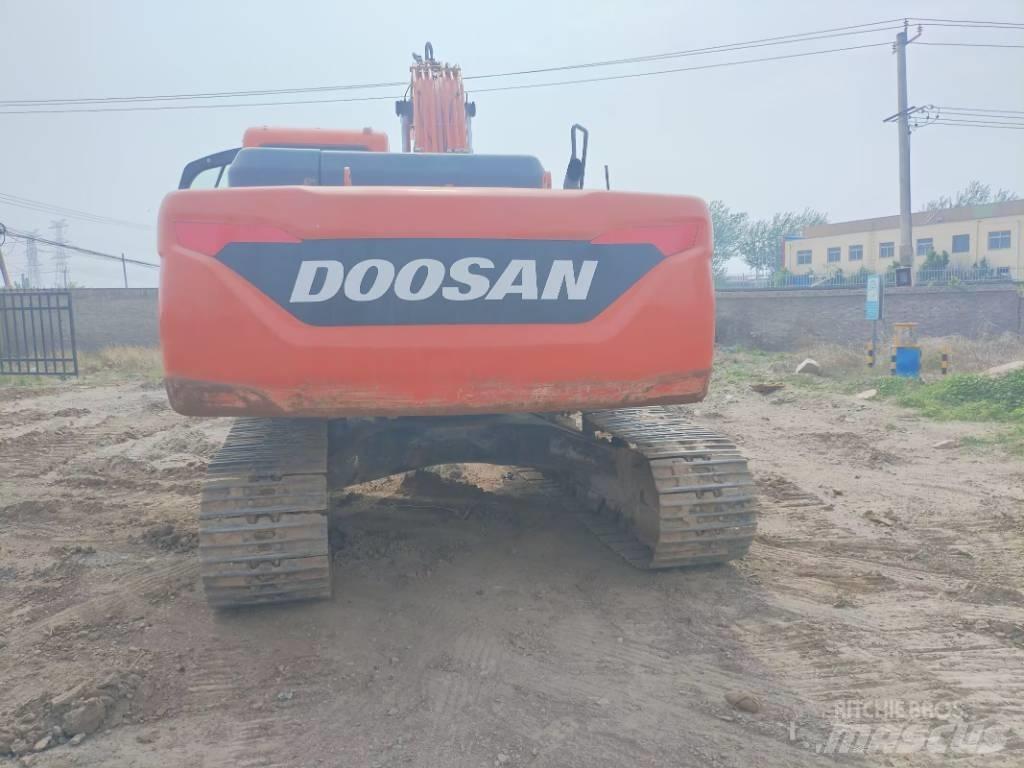 Doosan DX225LC-9C Raupenbagger