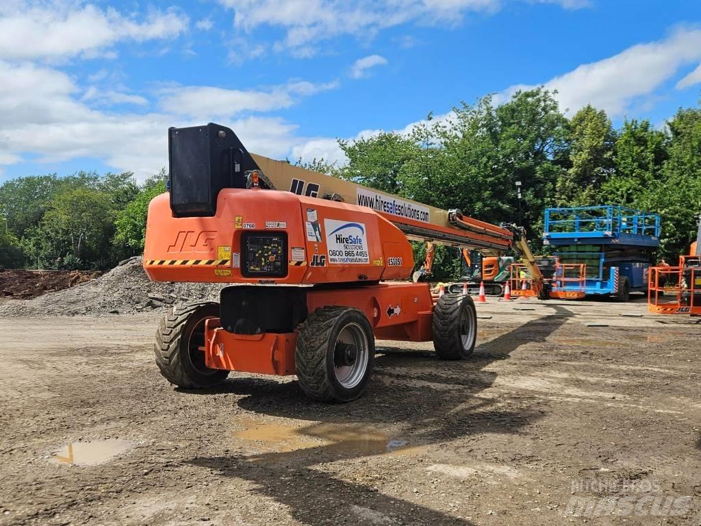 JLG 1500 SJ Teleskopbühnen