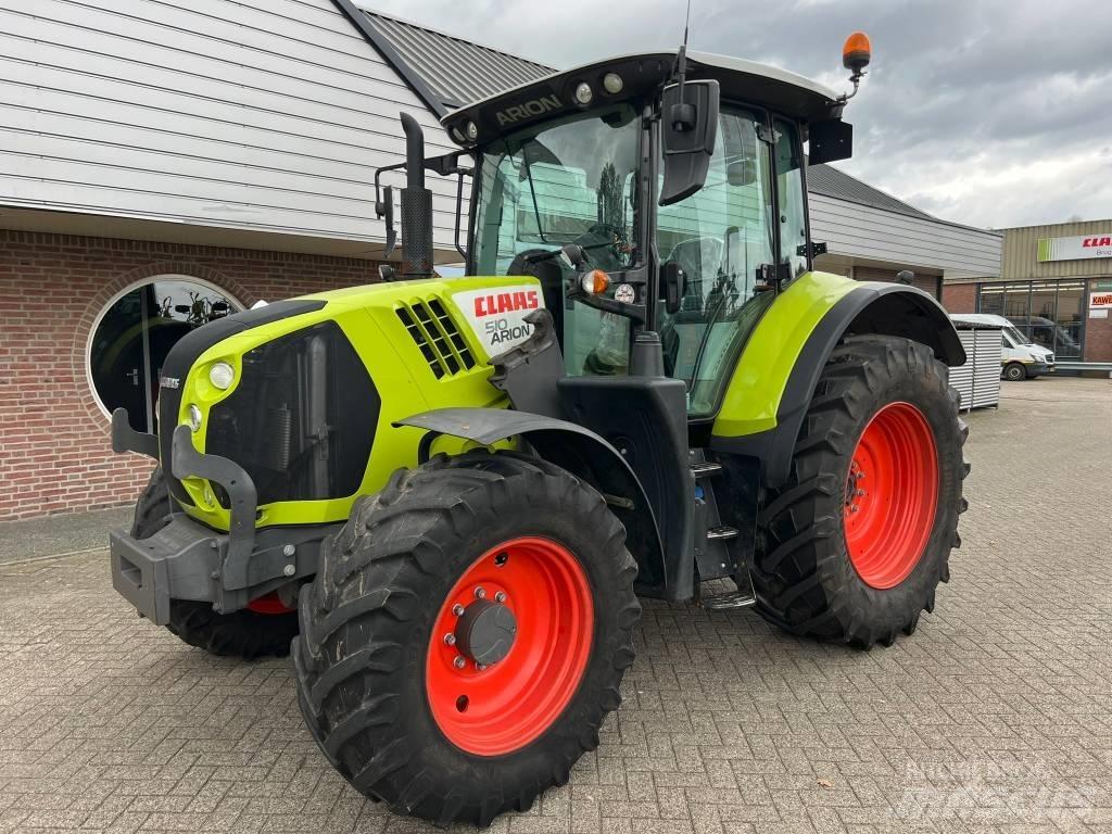 CLAAS Arion 510 Cis Traktoren