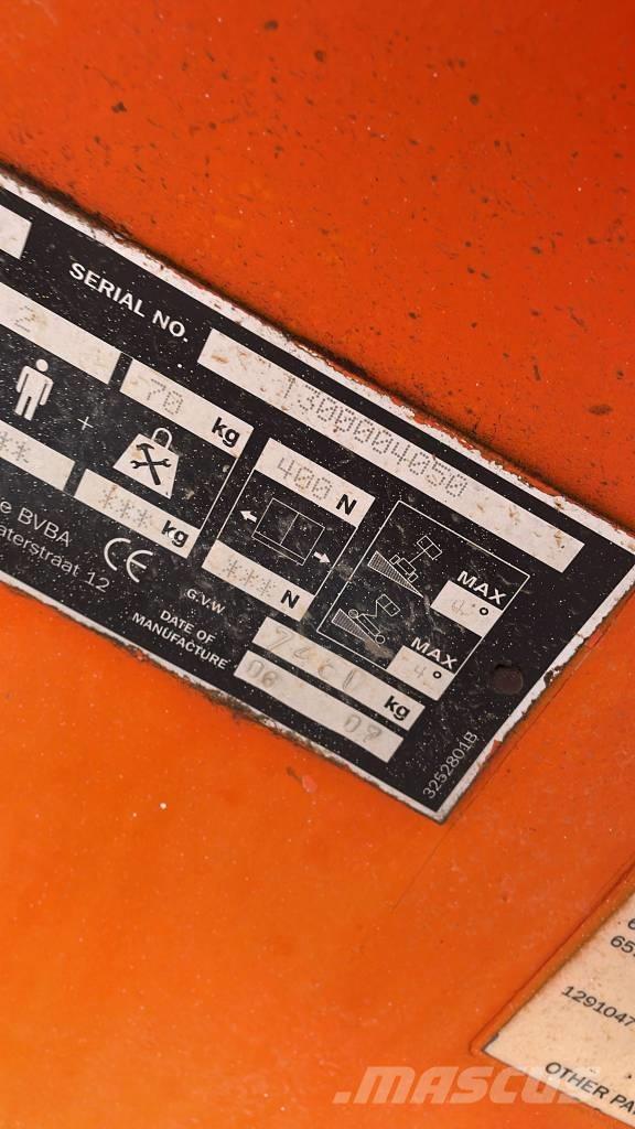 JLG 450 AJS II Gelenkteleskoparbeitsbühnen