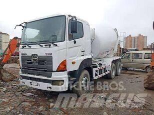 Hino 700 Beton-Mischfahrzeuge