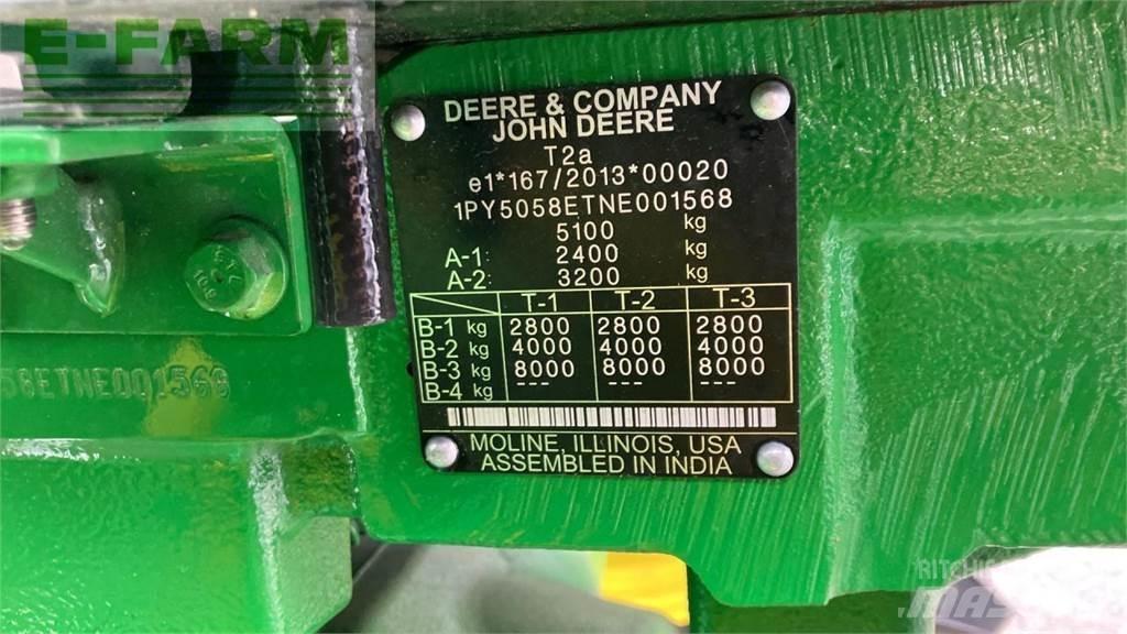 John Deere 5058E Traktoren
