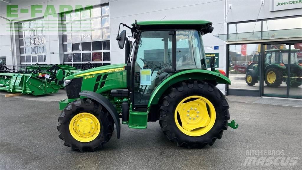 John Deere 5058E Traktoren