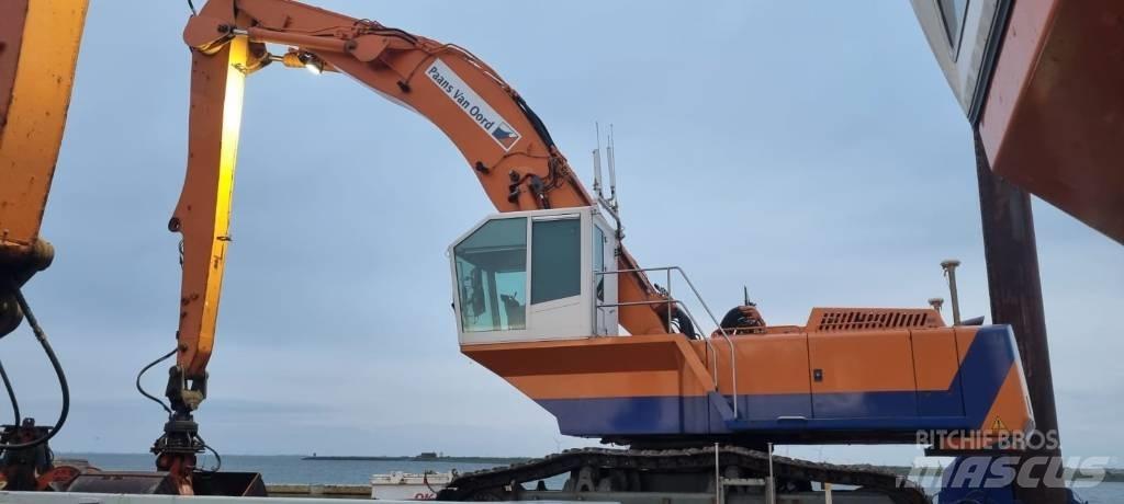 Liebherr R974C HDEW Materialumschlag