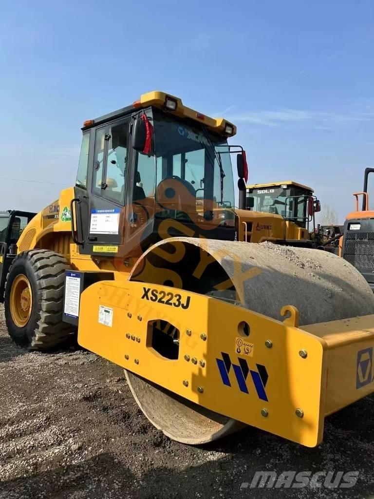 XCMG XS 233J Walzenzüge