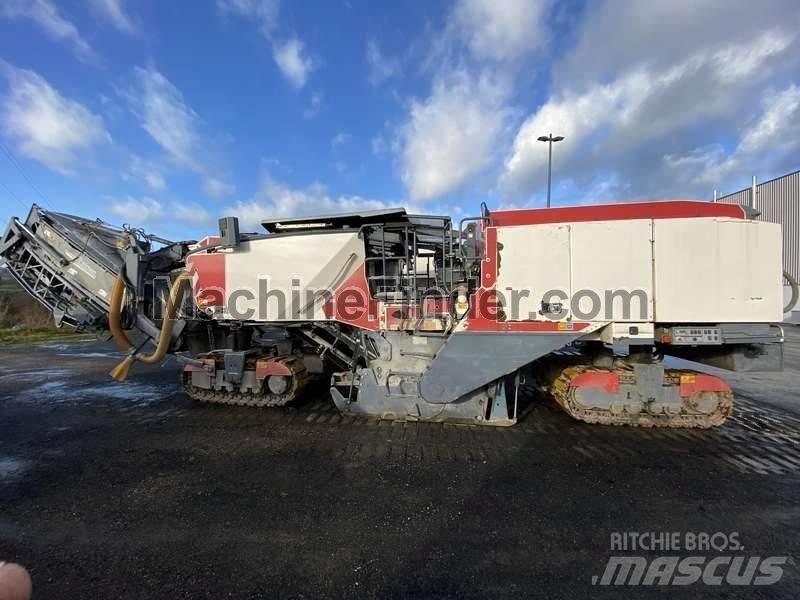 Wirtgen W 250i Asphaltfräsen