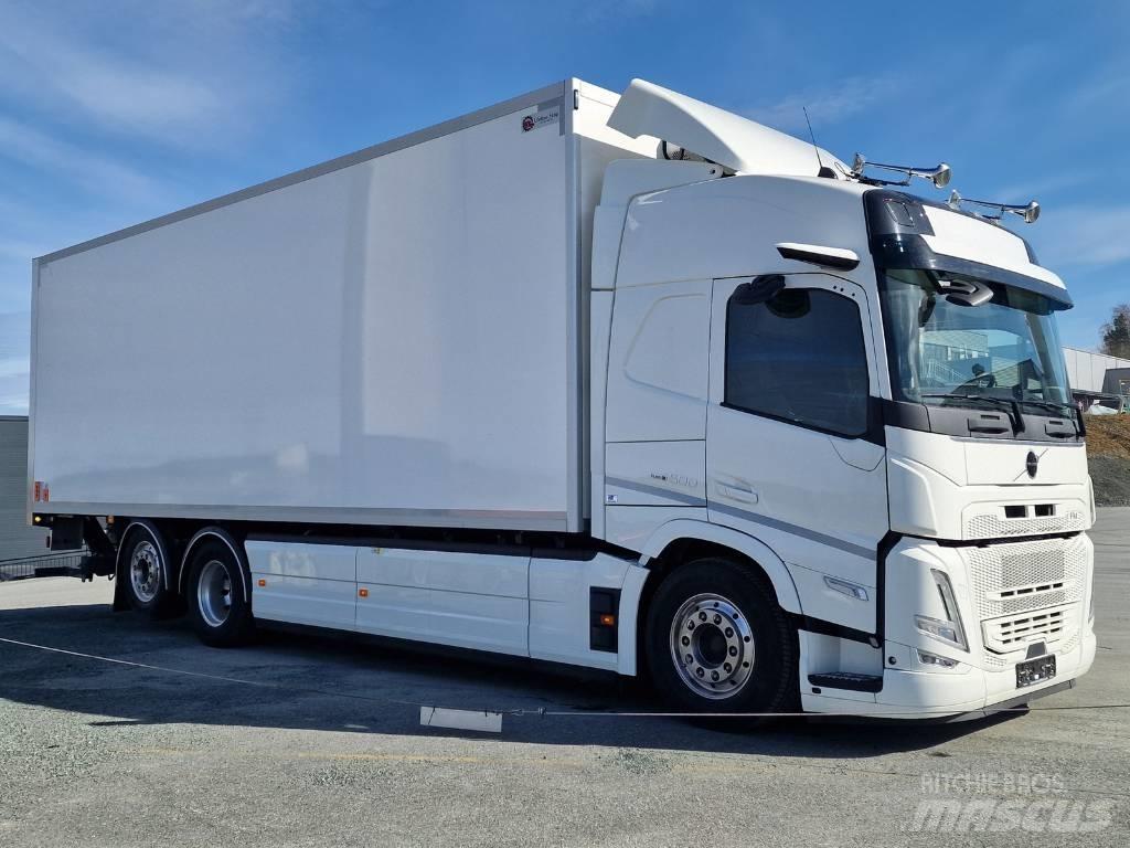 Volvo FM500 6x2 Kastenaufbau