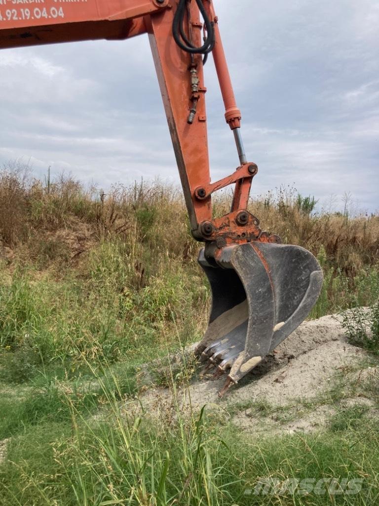 Hitachi EX 135 W Mobilbagger