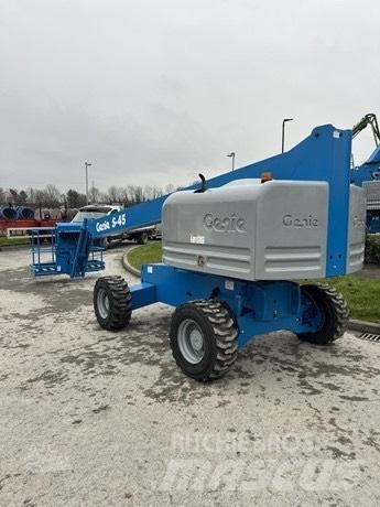 Genie S 45 Teleskopbühnen