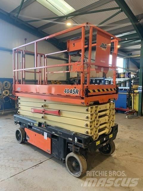 JLG 4045R Scheren-Arbeitsbühnen