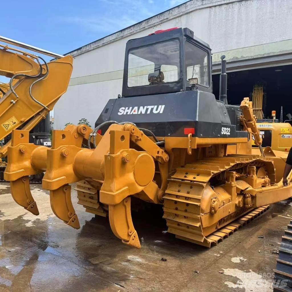 Shantui SD 22 Bulldozer
