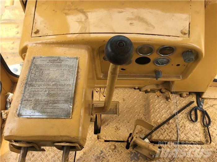 CAT D 8 K Bulldozer