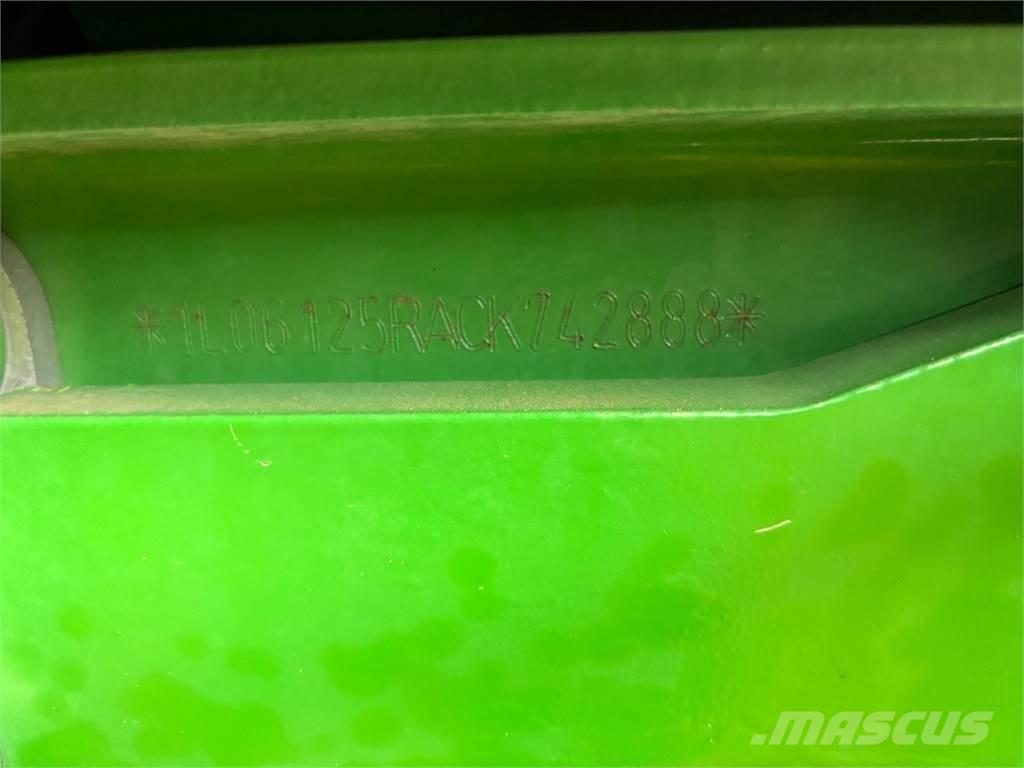 John Deere 6125R Traktoren
